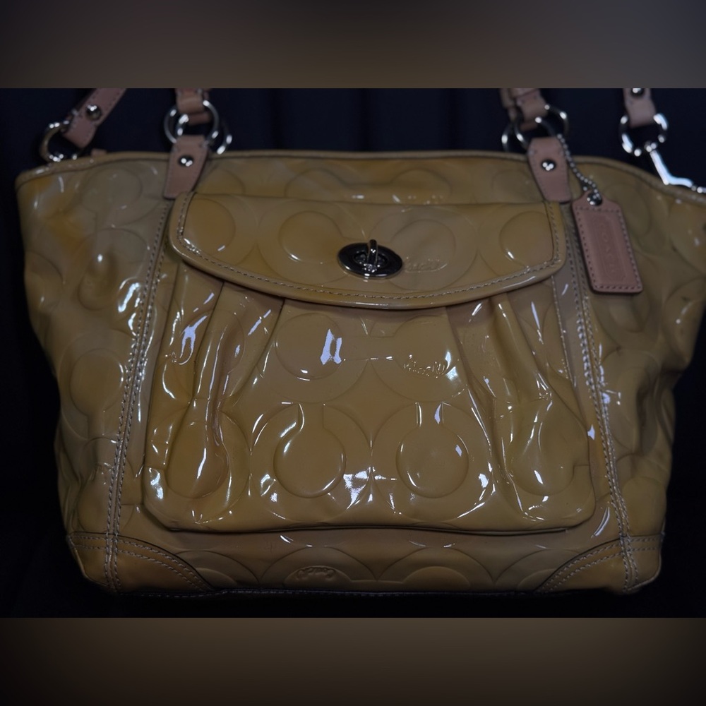 Coach Glossy Beige Shoulder Bag